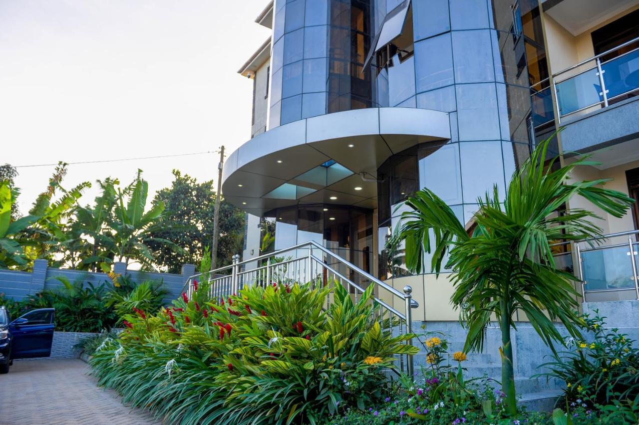 Eric Wilkins Apartments Lubowa Exterior foto